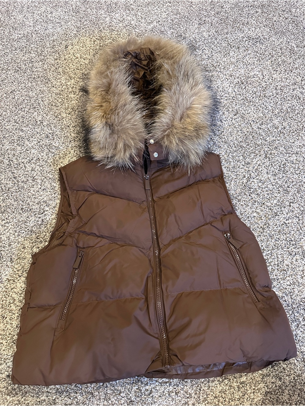 Sleeveless Brown Puffer Vest with Fur Hood Trim